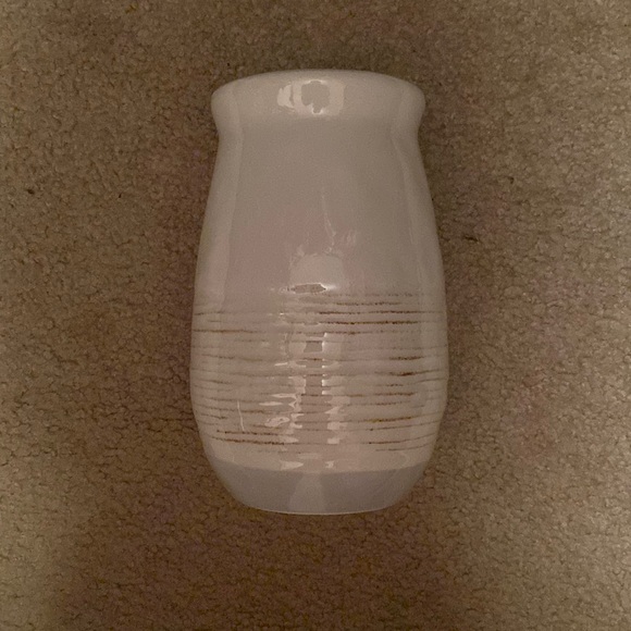 Demdaco Vase - Picture 1 of 4